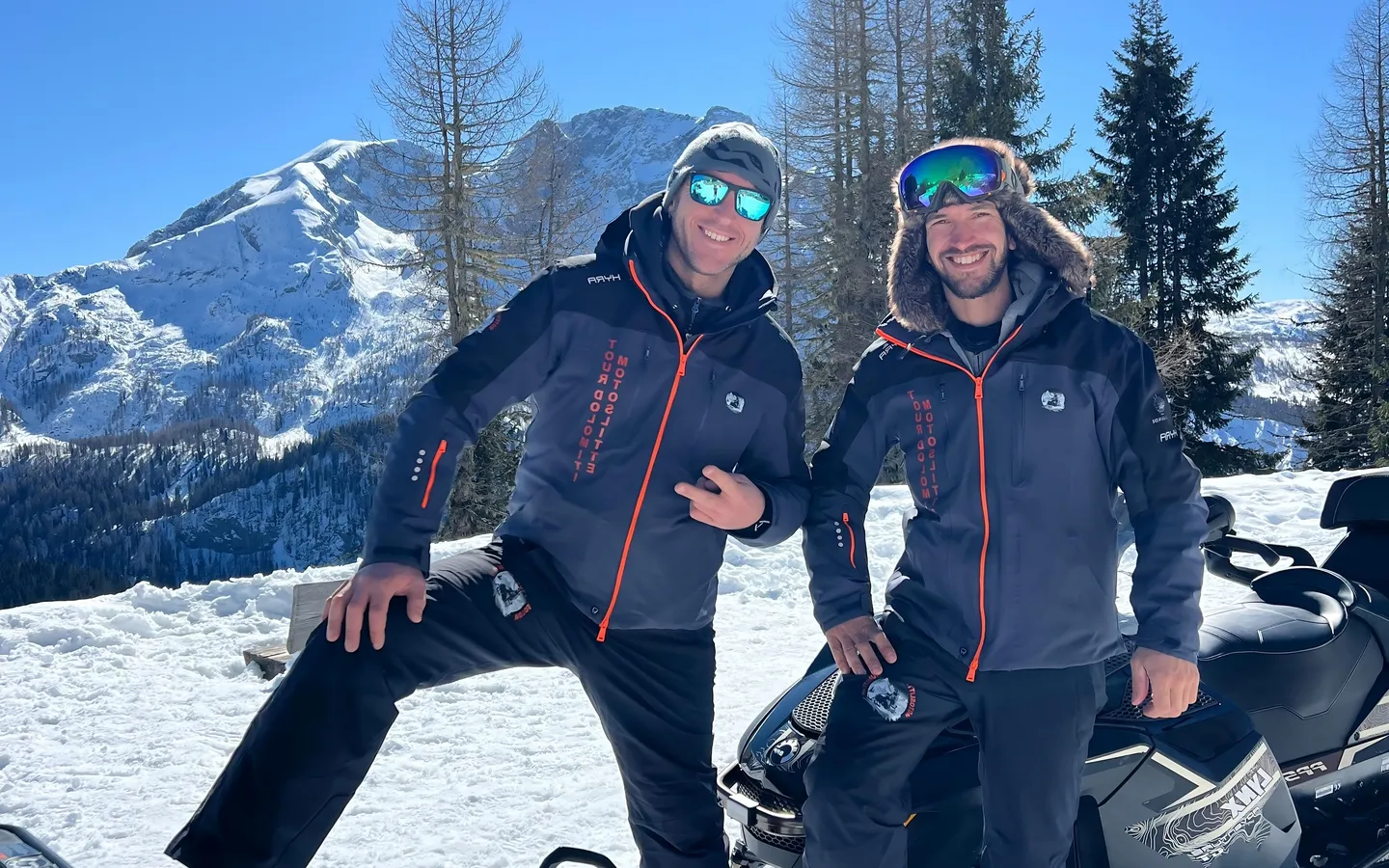 I Nostri <span class="text-red-600">Accompagnatori</span>